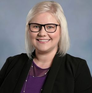 Meet your Posher, Alma